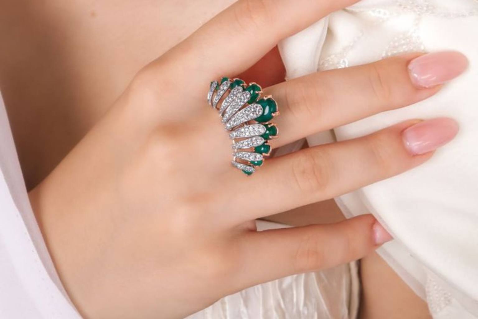 Blooming Floral Diamond Gold Ring